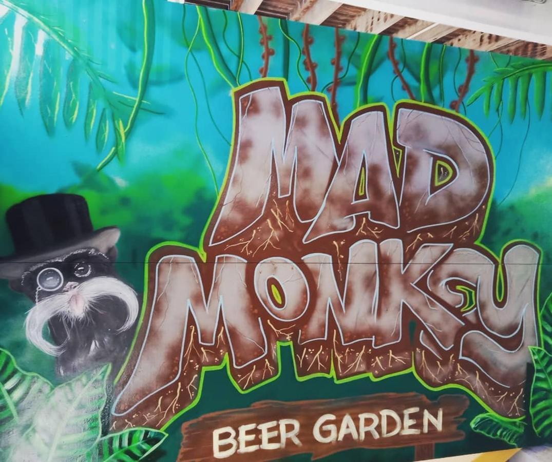 Mad Monkey Central Cairns Exteriér fotografie